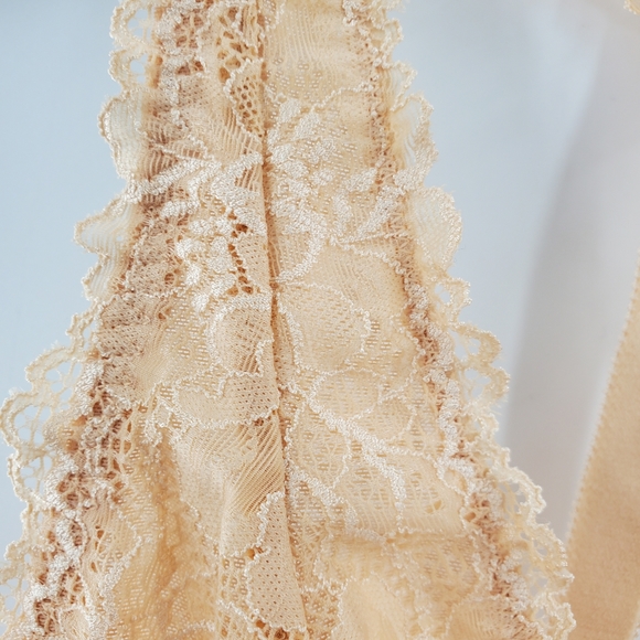 NWT Fenty lace bra cream color crossback size 1X - Picture 6 of 16